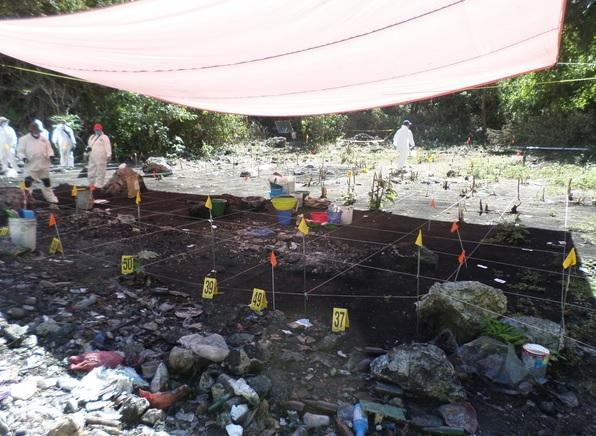 Caso Ayotzinapa: Inicia PGR y GIEI nuevo estudio en basurero de Cocula