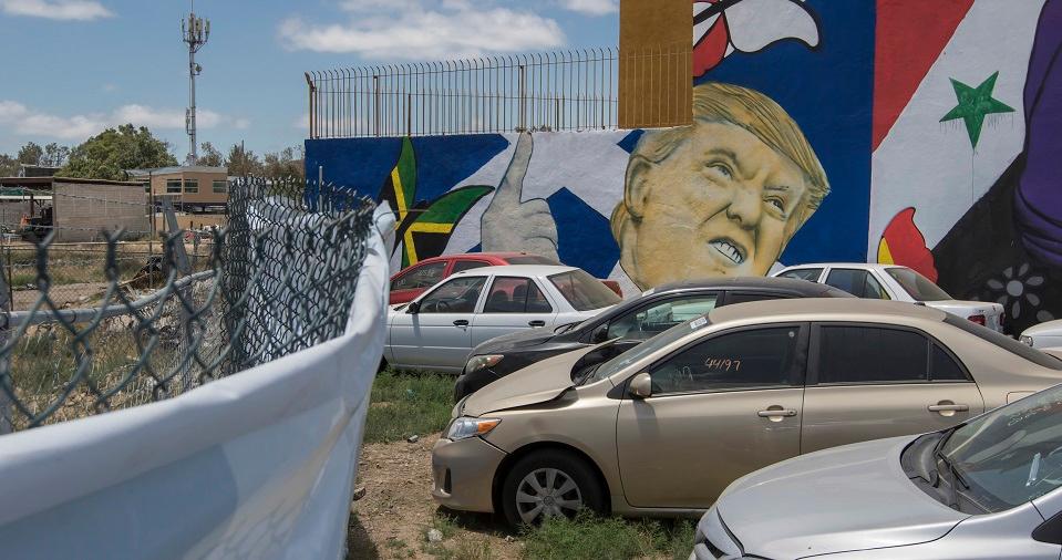 No apoyaremos el muro, pero sí renegociar el TLC: líder demócrata en Senado de EU