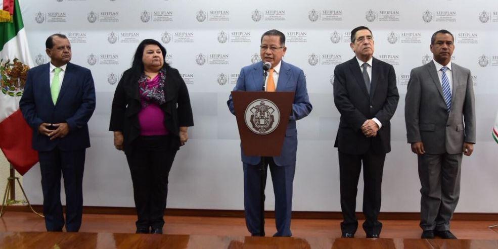 Renuncia secretario de Finanzas que reconoció que con Duarte se desviaron recursos federales