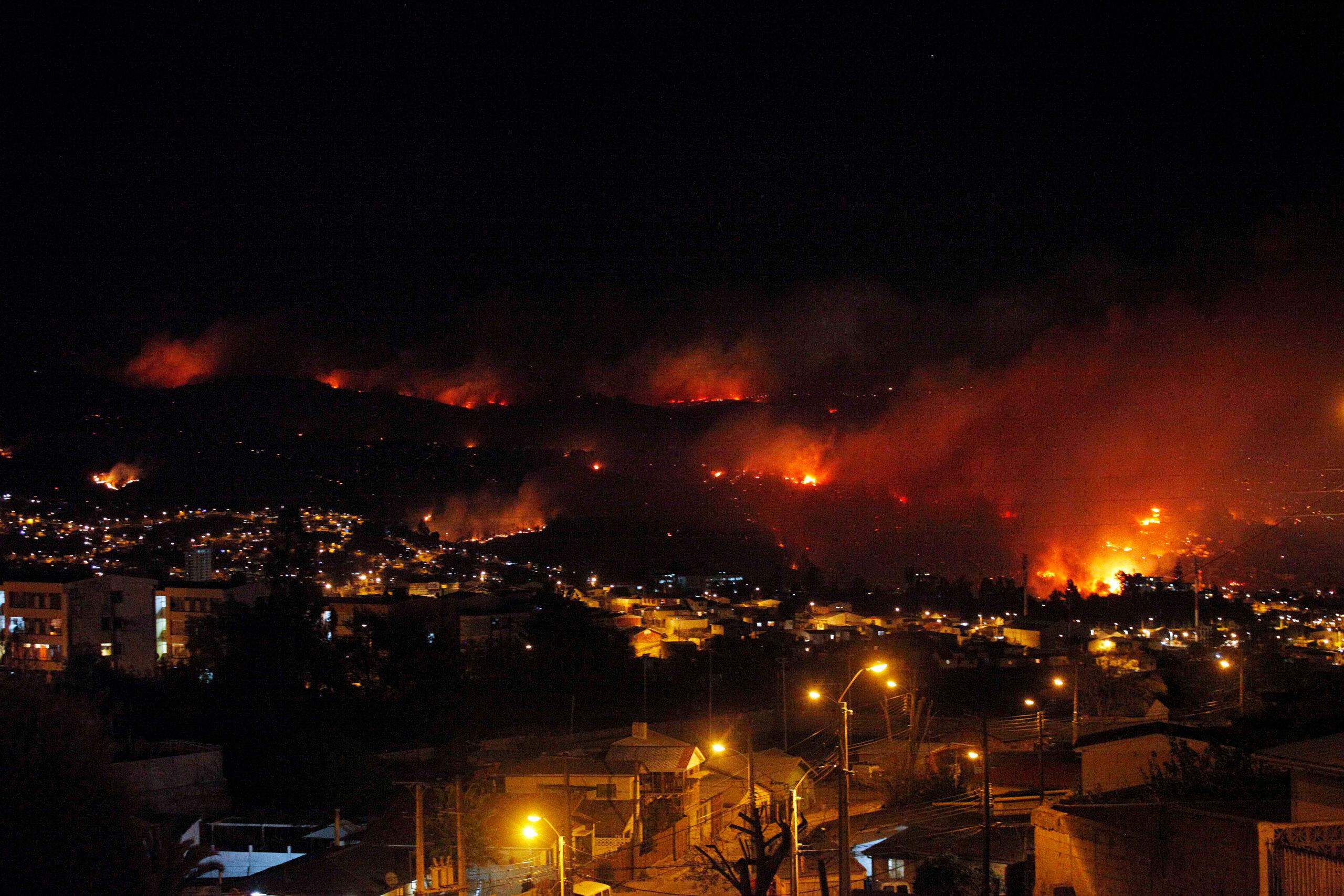 Impactante video del incendio en Valparaíso
