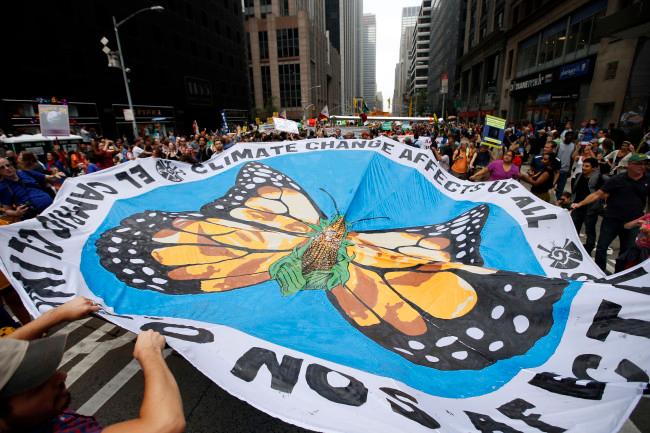 Miles marchan en NY y el mundo para exigir medidas contra el cambio climático