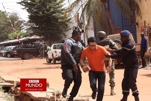Al Murabitun, el grupo yihadista que se atribuyó el ataque a un hotel de Mali que dejó 19 muertos