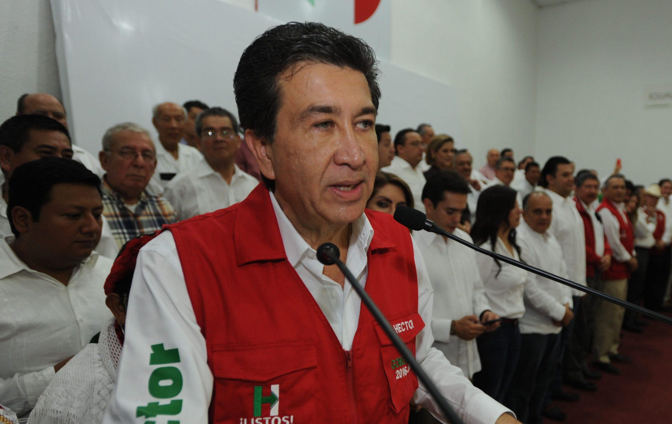 La red de empresas fantasma en Veracruz hace cuestionamientos serios al gobierno de Duarte, dice Héctor Yunes