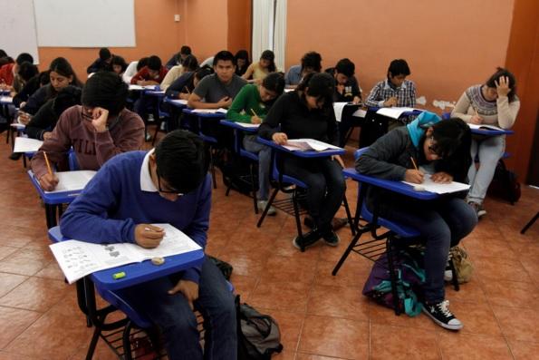 Puebla dispondrá de 2 mil millones de pesos para mejorar más de mil escuelas