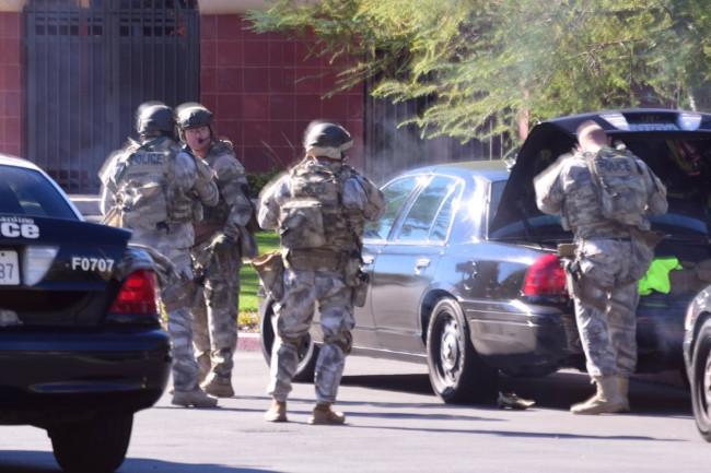 Matan a dos presuntos responsables del tiroteo que dejó 14 muertos en San Bernardino, California