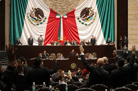 El PEF 2012 contempla aumento en el gasto para burocracia