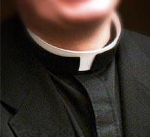 Acusan a 800 sacerdotes católicos de abuso sexual