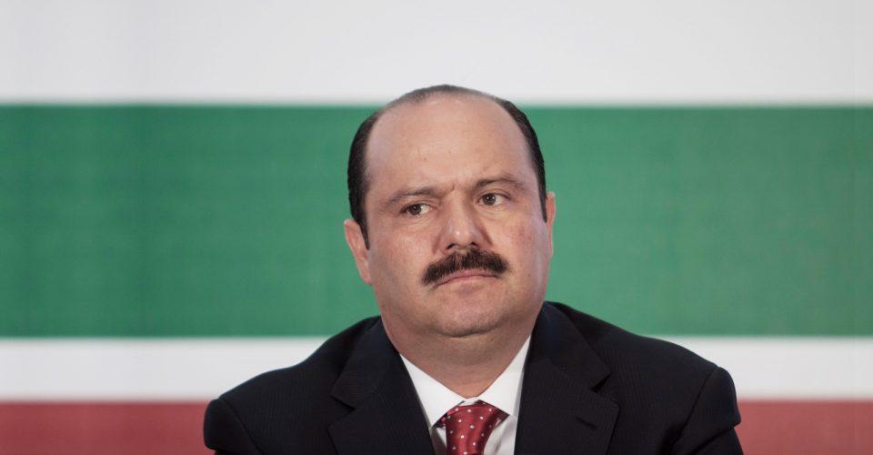 Fiscalía de Chihuahua pide a Interpol buscar y detener al exgobernador César Duarte