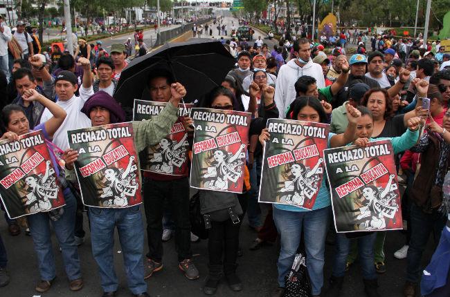 CNTE se reorganiza, podría tomar el Zócalo de nuevo