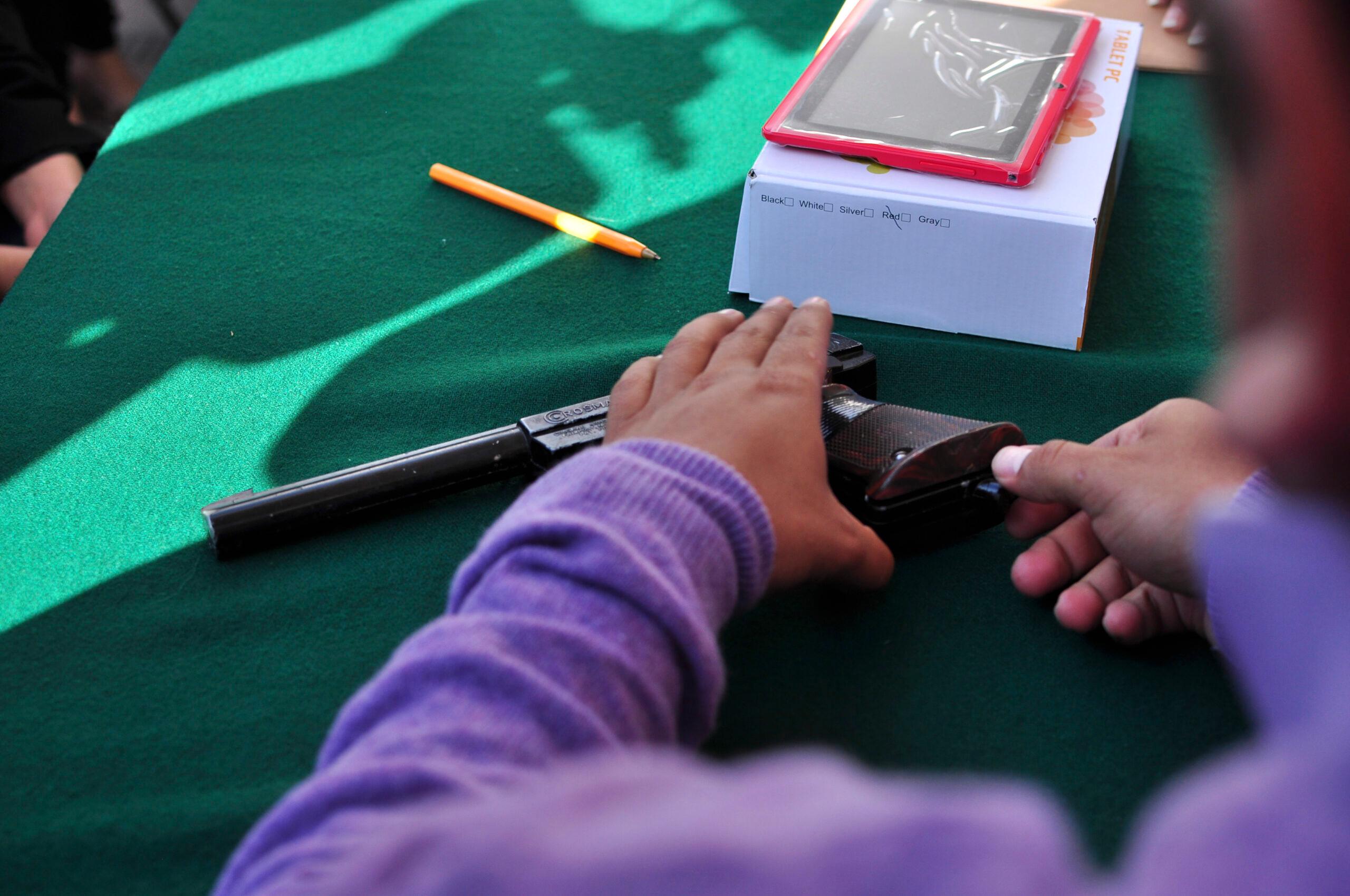 Bebés de dos años, expertos en tabletas y ‘smartphones’, según estudio