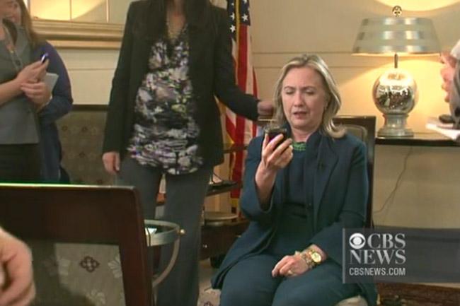 Así reaccionó Hillary Clinton al ver el video de la muerte de Gadafi