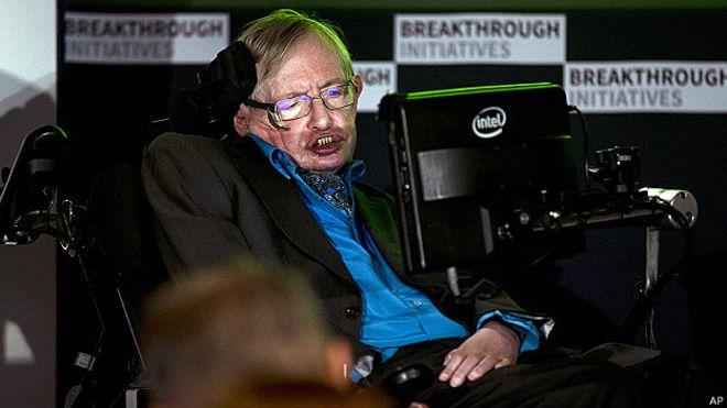 Stephen Hawking dice que es el momento de contactar vida extraterrestre