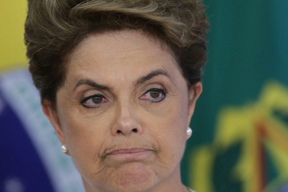Senado de Brasil aprueba juicio político contra Rousseff; votarán si es destituida a final de mes