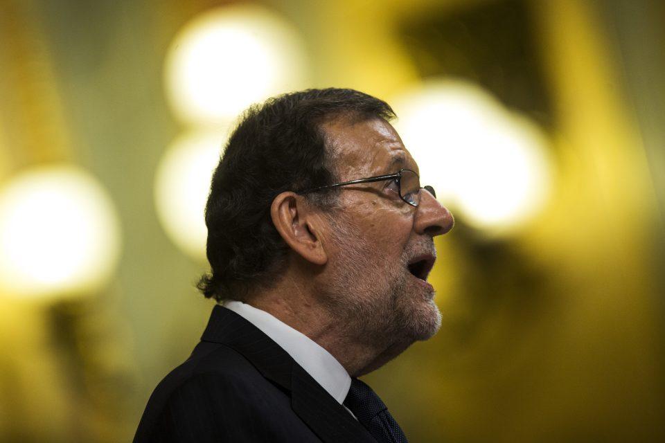 Rajoy es investido como presidente de España, tras conseguir el apoyo del Partido Socialista