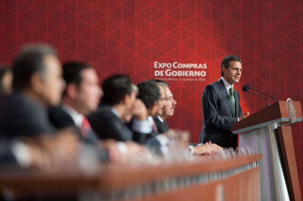 “La economía nacional va por buen camino”: Peña Nieto