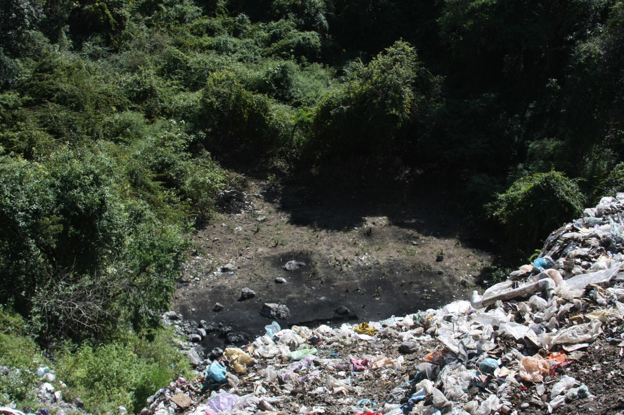 Caso Ayotzinapa: La PGR quiere hacer un nuevo peritaje en el basurero de Cocula