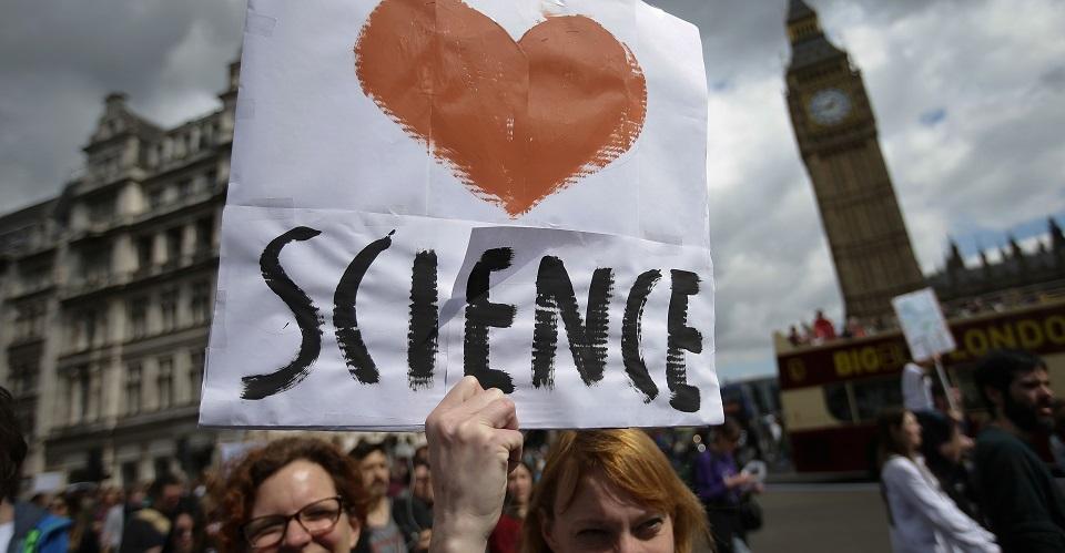 Por la ciencia y contra los hechos alternativos de Trump: científicos hacen una protesta mundial
