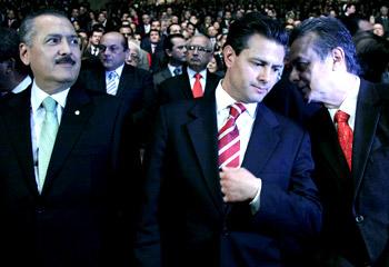 Peña Nieto lidera carrera presidencial: Covarrubias y <i>El Universal</i>