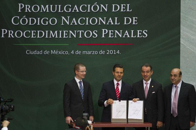 Peña Nieto promulga el Código Nacional de Procedimientos Penales