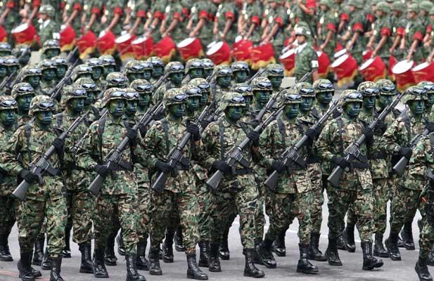 Inicia desfile militar (transmisión en vivo)