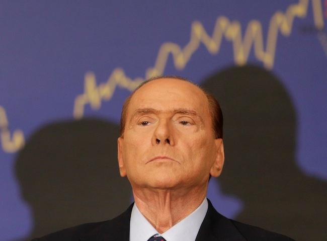 Sin <i>chance</i> de apelación, dan cuatro años de cárcel a Berlusconi