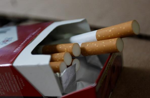 SSa cede a presión de tabacaleras: retrasa salida de nuevas imágenes antitabaco