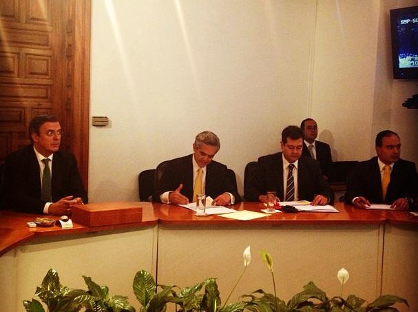 Mancera ya tiene equipo de transición