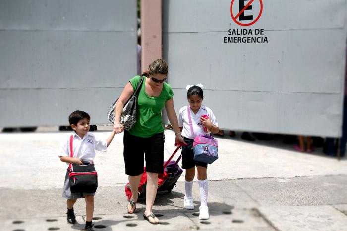 Pleito armado entre criminales provoca desalojo de dos escuelas en Veracruz