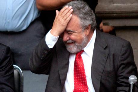La cumbia de Encinas <i>le pega</i> a Peña Nieto