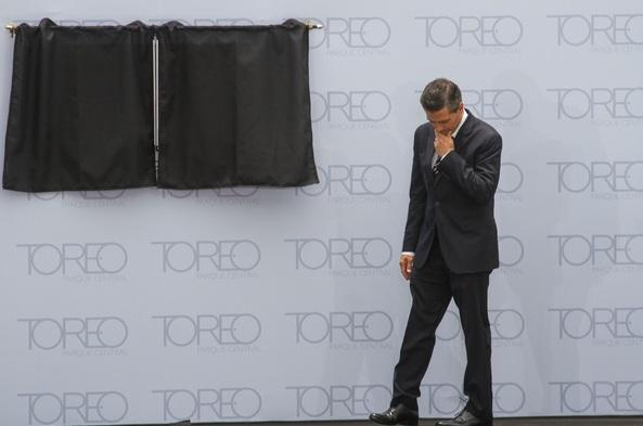 Por segunda vez en su mandato, Peña Nieto es operado