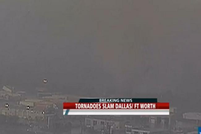 Tornados provocan desastre y alerta en Dallas