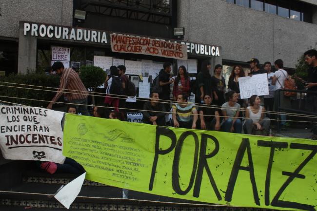 Sale uno de los detenidos el #20NovMx