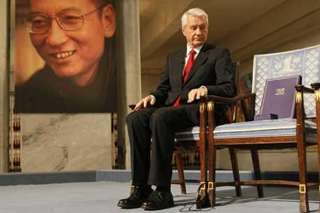 Silla vacía recibe Nobel de la Paz 2010
