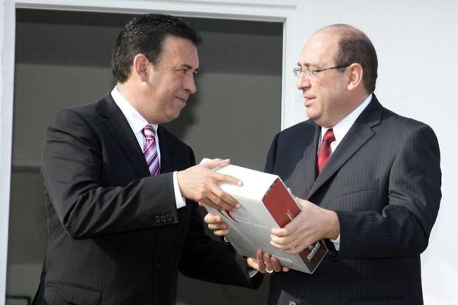 Moreira arremete contra el gobierno de su hermano