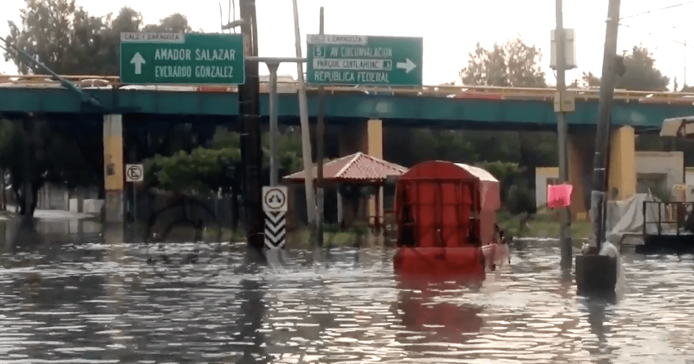 Lluvia causa al menos nueve encharcamientos en la Ciudad de México