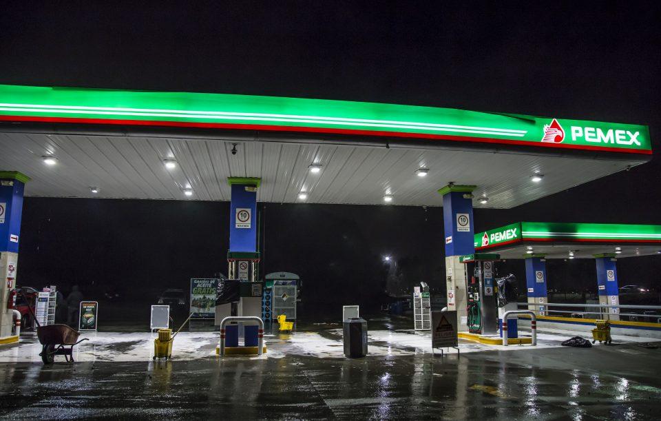 Gasolineros también sufren el gasolinazo: pierden 34.5 mdp diarios y hay 180 estaciones cerradas