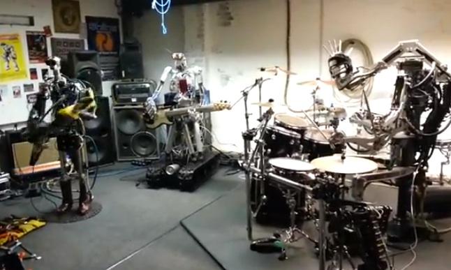 Robots <i>rockean</i> al ritmo de Motorhead