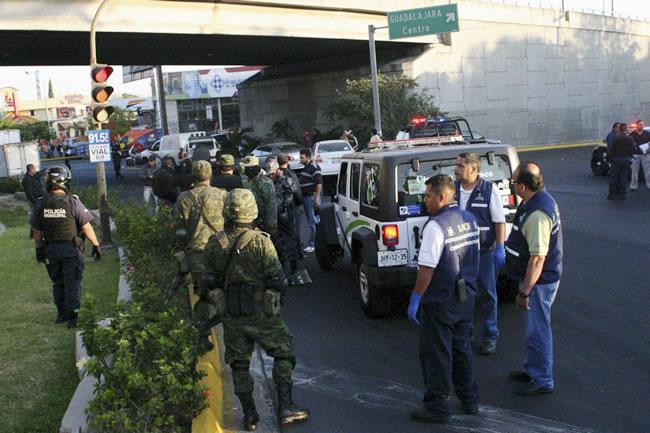 Detienen a tres presuntos involucrados en masacre de Guadalajara