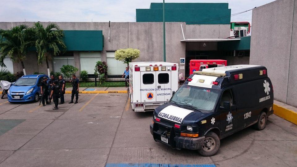 Atacan a balazos a dos empleados de un diario en Apatzingán, Michoacán; hay un sobreviviente
