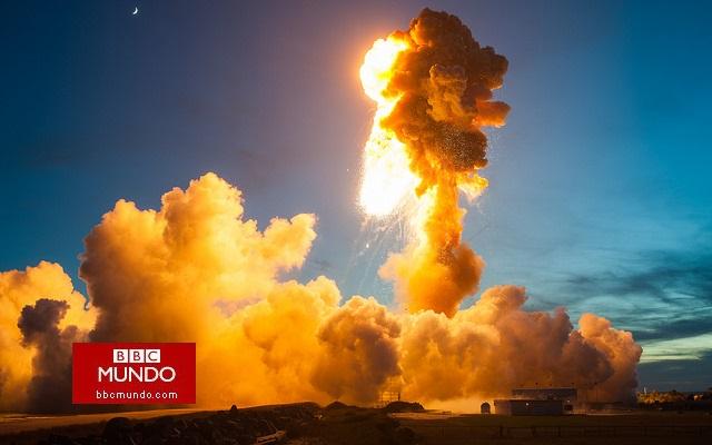 Las impresionantes fotos de la NASA de la explosión del cohete Antares hace un año