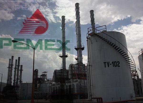La encuesta sobre la privatización de Pemex que confrontó a los diputados