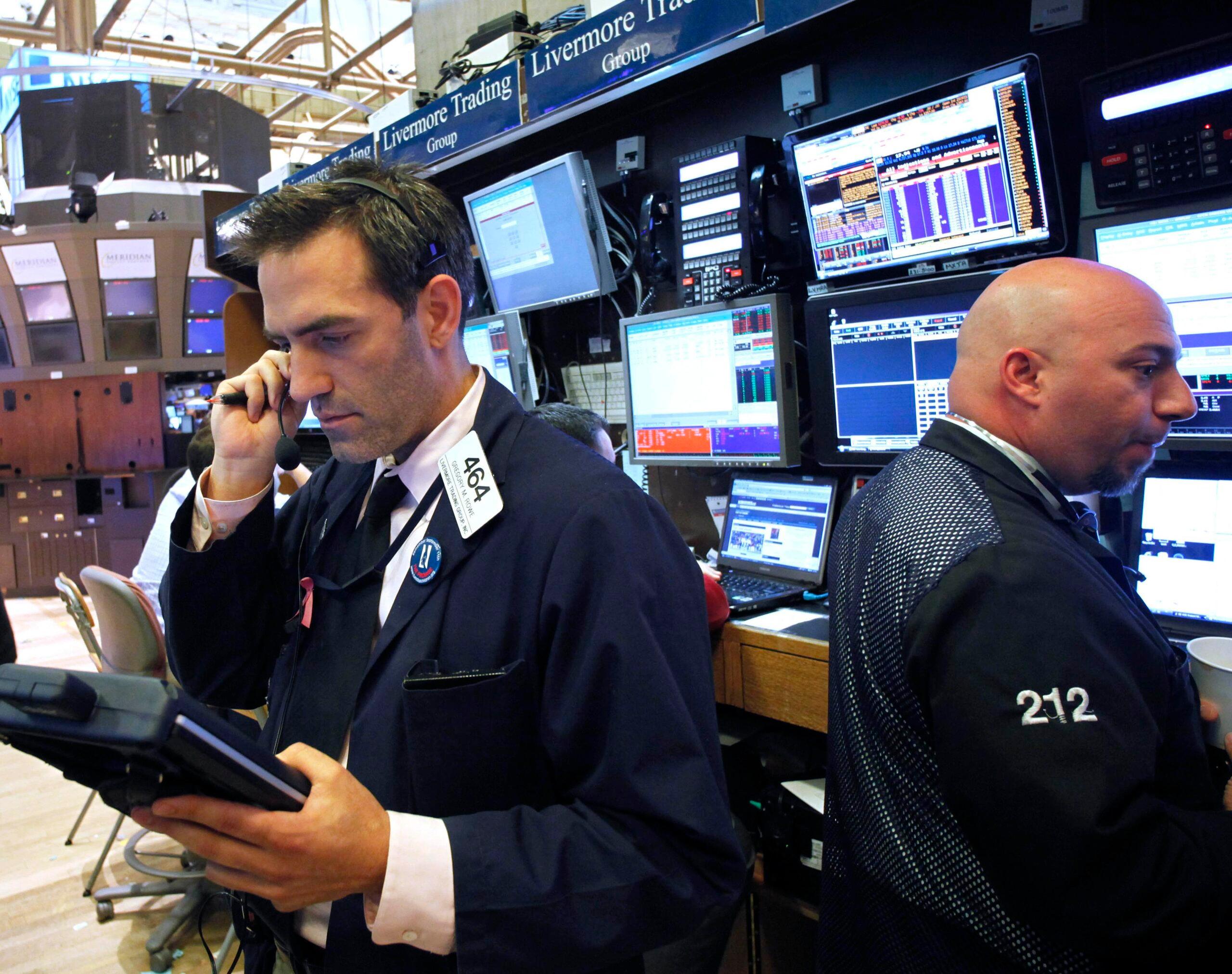 Caen bolsas del mundo; Dow Jones cierra con una caída de 635 puntos y 5.6%