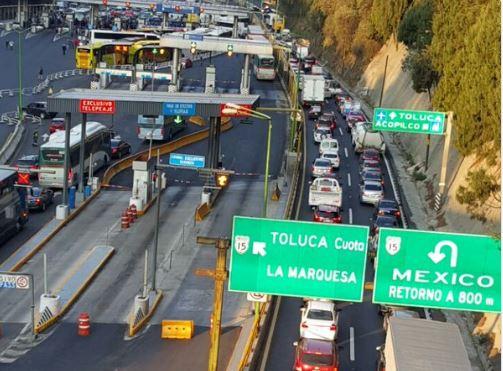 Maestros de la CNTE liberan la autopista México-Toluca