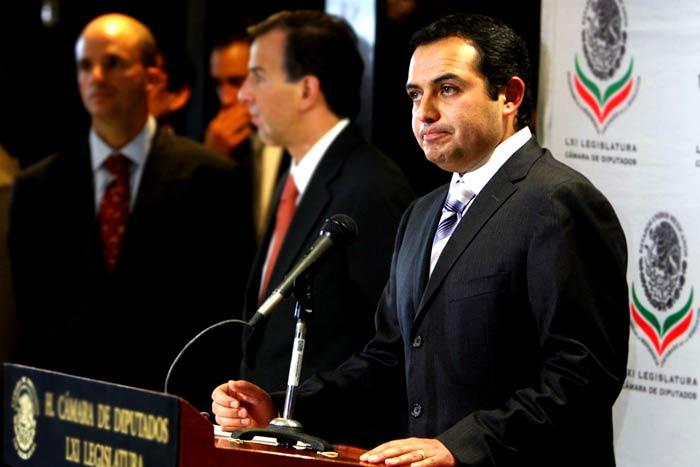 Ernesto Cordero: <br>“Entre lo institucional y lo electoral”