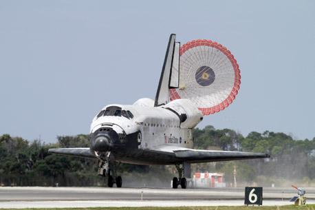 Concluye Discovery su carrera espacial