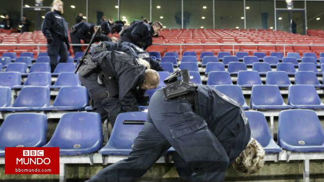 Desalojan estadio de Hannover donde se iba a jugar el amistoso entre Alemania y Holanda