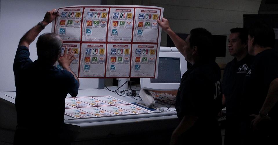 ¿Mexicanos votarán desde Rusia? INE valida 28 mil solicitudes para votar desde el extranjero