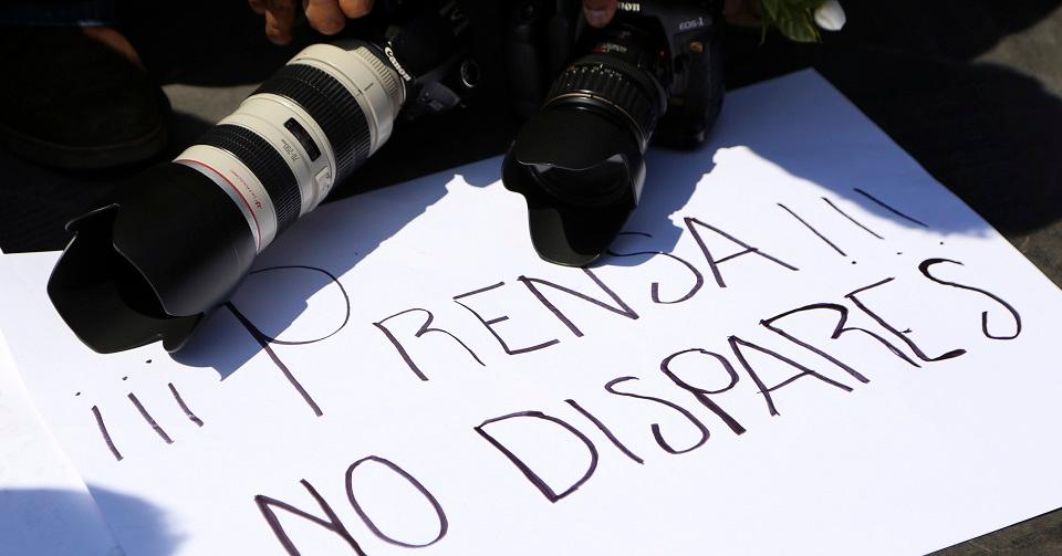 Ataques contra la prensa: hieren en su casa en Puebla al periodista Fredy Morales