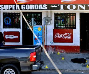 Empresarios de Ciudad Juárez buscan huir de la violencia hacia El Paso