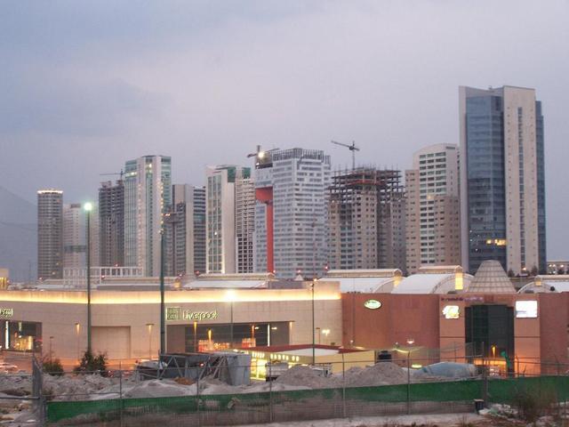 Desafía el narco a Ebrard y Eruviel